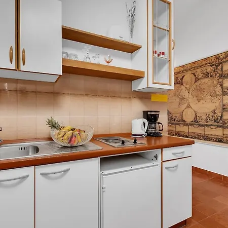 アパート Paunovic *