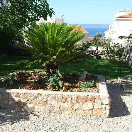 Paunovic アパート マカルスカ