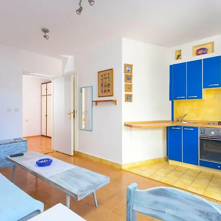 Paunovic マカルスカ