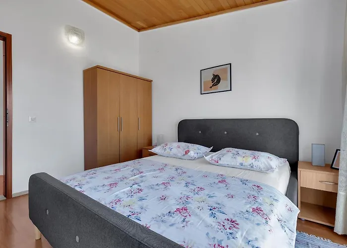 Apartment Paunovic Makarska