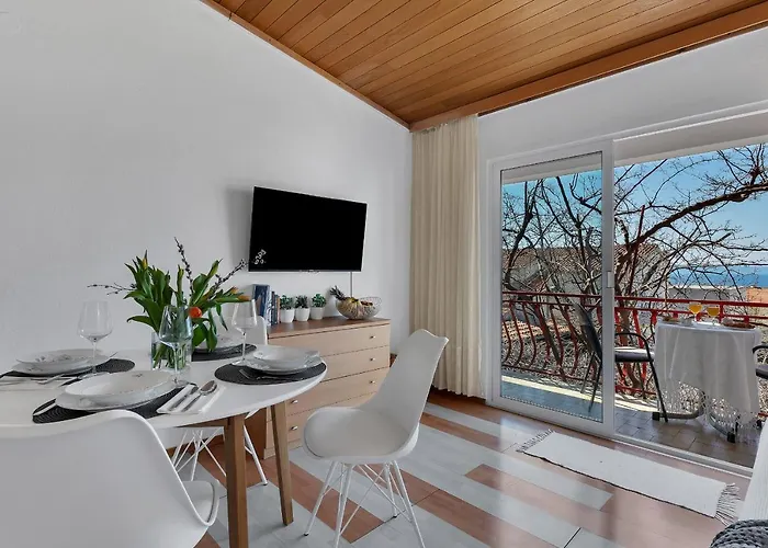 Paunovic Макарська