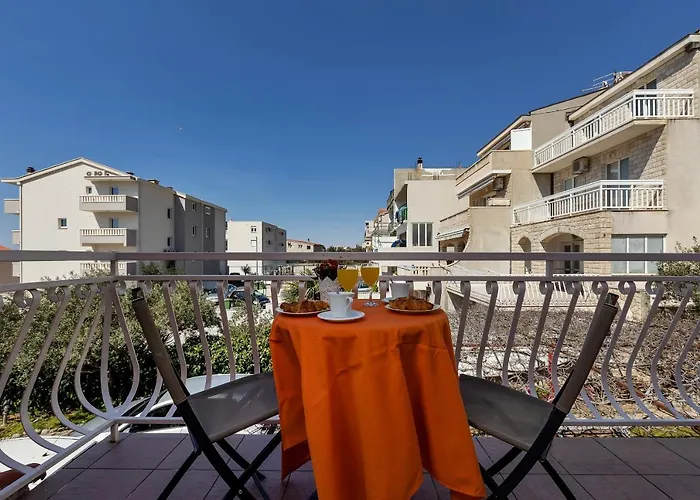 Paunovic Апартаменти *