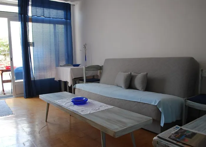 Paunovic Макарська